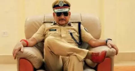 'ക്രിമിനലുകള്‍ക്ക് വരെ ആകാമെങ്കില്‍ എനിക്ക് എന്തുകൊണ്ട് ആയിക്കൂട?'; രാഷ്ട്രീയ പ്രവേശനം ശരിവെച്ച് ബീഹാര്‍ മുന്‍ ഡി.ജി.പി