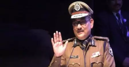 സുശാന്ത് സിംഗ് കേസില്‍ വിവാദ പ്രസ്താവനകള്‍ നടത്തിയ ബീഹാര്‍ ഡി.ജി.പി രാജിവെച്ചു: എന്‍.ഡി.എ സ്ഥാനാര്‍ത്ഥിയായേക്കും