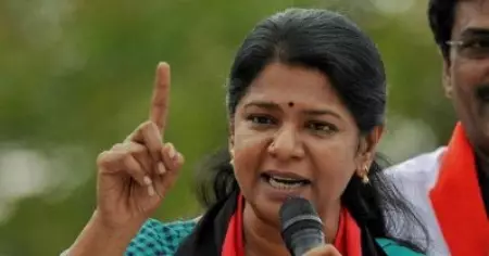 'ഇങ്ങനെയാണോ നിങ്ങള്‍ പെരിയാറിനെ ആദരിക്കുന്നത്'? പെരിയാര്‍ പ്രതിമ തകര്‍ത്ത സംഭവത്തില്‍ കനിമൊഴി