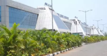 കരിപ്പൂരില്‍ യുവാവിനെ കാര്‍ തടഞ്ഞ് ഗുണ്ടാ സംഘം തട്ടിക്കൊണ്ട് പോയി