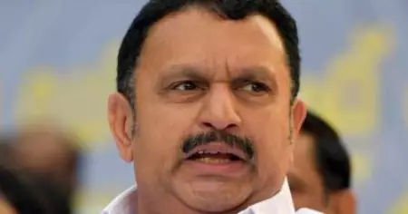 'സമരങ്ങള്‍ അവസാനിപ്പിച്ചത് ആരോടും ആലോചിക്കാതെ'; പാര്‍ട്ടിയില്‍ കൂടിയാലോചനകള്‍ നടക്കുന്നില്ലെന്ന് കെ. മുരളീധരന്‍