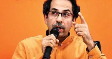 'എന്ത് രാഷ്ട്രീയ കൊടുങ്കാറ്റു വന്നാലും ഞാന്‍ നേരിടും, കൊറോണ വൈറസിനോടും ഞാന്‍ പോരാടും'; എന്തും നേരിടാന്‍ തയ്യാറെന്ന് ഉദ്ദവ് താക്കറെ