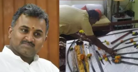 ആയുധം താഴെ വെക്കാന്‍ സമയമായിട്ടില്ല; കലാപാഹ്വാനവുമായി ഹിന്ദുസേനാ നേതാവ് പ്രതീഷ് വിശ്വനാഥ്