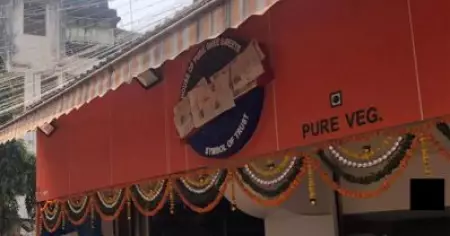 മുംബൈയിലും മഹാരാഷ്ട്രയിലുമുള്ളവര്‍ കറാച്ചി എന്ന പേര് അംഗീകരിക്കില്ല; ബേക്കറിയുടെ പേര് മാറ്റാന്‍ ശിവസേന നേതാവിന്റെ ഭീഷണി