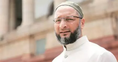 ഉവൈസിയ്ക്ക് 15000 കോടി രൂപയുടെ സമ്പാദ്യം സംരക്ഷിക്കണം; മുസ്‌ലീങ്ങളെ ഭിന്നിപ്പിക്കുന്ന മറ്റൊരു ജിന്നയാണ് ഉവൈസിയെന്ന് ഉറുദു കവി