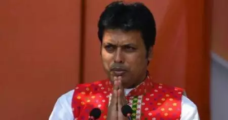 ത്രിപുരയില്‍ ഹിതപരിശോധനയില്ല; തലയൂരി ബിപ്ലബ് കുമാര്‍