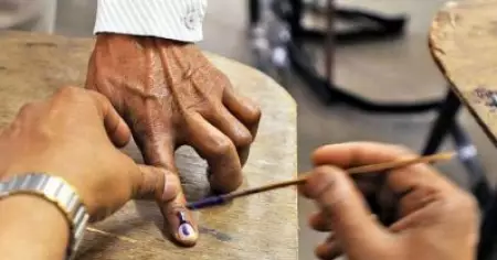 ഞാന്‍ അഴിമതിക്കാരനാണ്, അഴിമതി തുടരാന്‍ നിങ്ങളെനിക്ക് വോട്ടുചെയ്യണം; വിചിത്ര ക്യാമ്പെയ്‌നുമായി യു.പിയിലെ സ്ഥാനാര്‍ത്ഥി