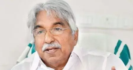 പുതുപ്പള്ളി വിട്ട് തിരുവനന്തപുരത്ത് മത്സരിക്കാന്‍ ഉമ്മന്‍ ചാണ്ടിക്കുമേല്‍ സമ്മര്‍ദ്ദം; സ്വാഗതം ചെയ്ത് ഐ ഗ്രൂപ്പ്, മാറില്ലെന്ന് ഉമ്മന്‍ചാണ്ടി