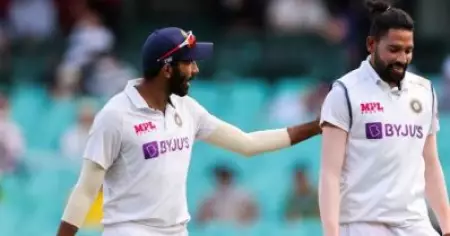 മൂന്നാം ടെസ്റ്റിനിടെ ബുംറയ്ക്കും സിറാജിനുമെതിരെ വംശീയാധിക്ഷേപവുമായി കാണികള്‍; ഐ.സി.സിയ്ക്ക് പരാതി നല്‍കി ഇന്ത്യ