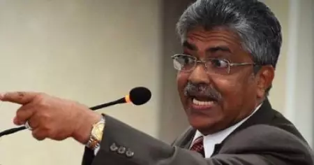 ഓണ്‍ലൈന്‍ ഉദ്ഘാടനമായിരുന്നെങ്കില്‍ രണ്ട് മാസം മുന്‍പേ നടത്താമായിരുന്നില്ലേ; വൈറ്റില മേല്‍പ്പാലം വിവാദത്തില്‍ വീണ്ടും കമാല്‍ പാഷ