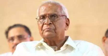 കെ.വി തോമസിനല്ല, യുവാക്കള്‍ക്കാണ് തെരഞ്ഞെടുപ്പില്‍ പ്രാധാന്യം നല്‍കേണ്ടത്; വിമര്‍ശനവുമായി എം.എം ലോറന്‍സ്