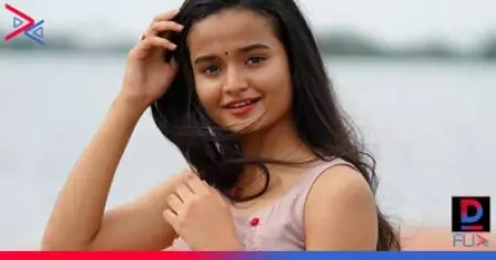 'ഇതുപോലൊരു കമന്റിട്ട അങ്കിളിന്റെ തൊലിക്കട്ടി മോശമാണെന്ന് ഞാനും കരുതുന്നില്ല'; ആക്ഷേപിച്ചു കമന്റു ചെയ്തയാള്‍ക്ക് മീനാക്ഷിയുടെ മറുപടി