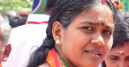 വീടിന് മുന്നില്‍ പൊട്ടിയത് ഓലപ്പടക്കമല്ല, പൊലീസിന്റെ സംരക്ഷണം കരുതിയല്ല ഇത്രയും കാലമായി പൊതുപ്രവര്‍ത്തനം നടത്തുന്നത്: ശോഭ സുരേന്ദ്രന്‍