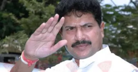 മുംബൈയിലെ ഹോട്ടല്‍ മുറിയില്‍ എം.പി മരിച്ച നിലയില്‍