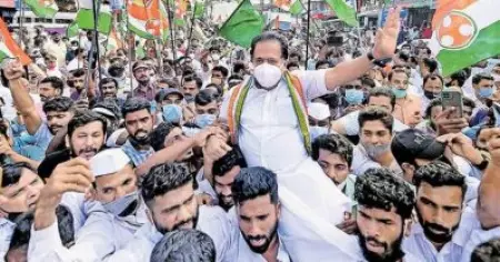 ഐശ്വര്യ കേരള യാത്ര എന്നല്ല; കൊറോണ വ്യാപന യാത്ര എന്നാണ് പേരിടേണ്ടിയിരുന്നത്; വിമര്‍ശനവുമായി ബെന്യാമിന്‍