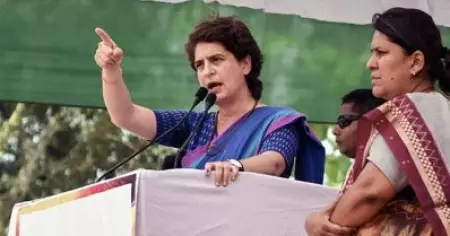 16,000 കോടിയ്ക്ക് 2 വിമാനം വാങ്ങിയ ആള്‍ 18,000 കോടിയ്ക്ക് എയര്‍ ഇന്ത്യ വിറ്റു; മോദിയെ കടന്നാക്രമിച്ച് പ്രിയങ്ക