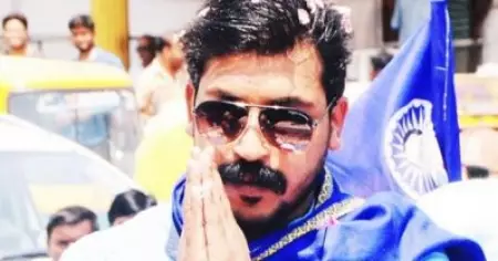 'മനുവാദികള്‍ക്ക് ഇന്ത്യന്‍ ഭരണഘടനയെ ഭയമാണ്'; മതേതരത്വമാണ് ഭീഷണിയെന്ന് പറഞ്ഞ യോഗിയെ പൊളിച്ചടുക്കി ചന്ദ്രശേഖര്‍ ആസാദ്