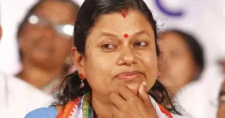 കൊല്ലത്ത് മുകേഷ് പിന്നില്‍; കളമശ്ശേരിയില്‍ പി. രാജീവിന് മേല്‍ക്കൈ