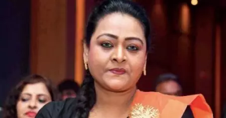 മുന്‍ കാമുകന്മാരുമായിട്ട് ഞാന്‍ നല്ല ബന്ധം കാത്തുസൂക്ഷിക്കാറുണ്ട്, അവരൊക്കെ ഭാര്യമാര്‍ക്കൊപ്പം വീട്ടില്‍ വരാറുണ്ട്: ഷക്കീല