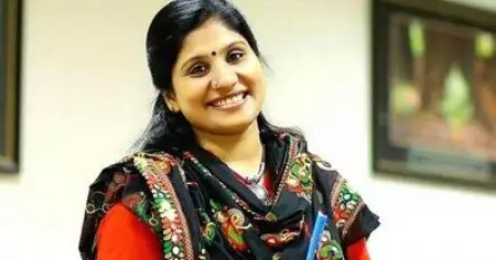 പിറ്റേദിവസം പത്രമുണ്ടാകില്ലെന്നറിഞ്ഞുകൊണ്ടാണ് വിശേഷദിവസങ്ങള്‍ തന്നെ കൊലപാതകത്തിന് തെരഞ്ഞെടുക്കുന്നത്; അഭിമന്യു വധത്തില്‍ ദീപാ നിഷാന്ത്