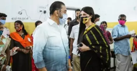 പോളിങ് ബൂത്തിലേക്ക് അതിക്രമിച്ചു കടന്നു; ശ്രുതി ഹാസനെതിരെ ക്രിമിനല്‍ കേസ് എടുക്കണമെന്ന് ആവശ്യപ്പെട്ട് ബി.ജെ.പിയുടെ പരാതി