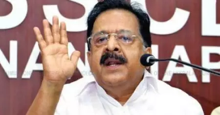 സത്യപ്രതിജ്ഞ പ്രതിപക്ഷം ബഹിഷ്‌ക്കരിക്കുന്നില്ല, കൊവിഡ് സാഹചര്യത്തില്‍ സാധാരണ ജനങ്ങളോടൊപ്പം ഓണ്‍ലൈനില്‍ ചടങ്ങ് കാണും: രമേശ് ചെന്നിത്തല