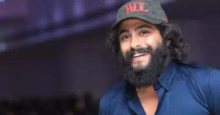 ക്രിക്കറ്റ് മടിയന്മാരുടെ കളിയാണ്, ഒരു സ്ഥലത്ത് ഒരാള്‍ മാത്രം മതിയല്ലോ: ആന്റണി വര്‍ഗീസ്