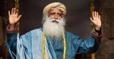 "ക്യാമറ ഓഫാക്കൂ": അഭിമുഖത്തിനിടെ പൊട്ടിത്തെറിച്ച് ജഗ്ഗി വാസുദേവ്