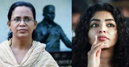 ടി. പി. ചന്ദ്രശേഖരന്റെ പ്രതിമയ്ക്ക് മുന്നില്‍ നില്‍ക്കുന്ന കെ.കെ രമ; ചിത്രം പങ്കുവെച്ച് റിമ കല്ലിങ്കല്‍