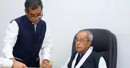 പ്രണബ് മുഖര്‍ജിയുടെ മകന്‍ അഭിജിത്ത് മുഖര്‍ജി കോണ്‍ഗ്രസ് വിടുന്നെന്ന് റിപ്പോര്‍ട്ട്