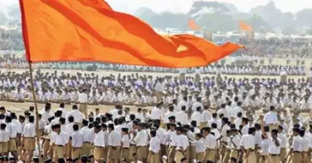 ഇന്നല്ലെങ്കില്‍ നാളെ ദേശീയ പതാക കാവിയാക്കും; വിവാദ പ്രസ്താവനയുമായി ആര്‍.എസ്.എസ് നേതാവ്