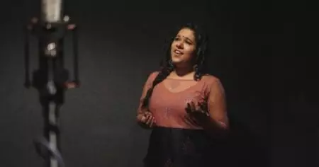 'മറ്റേ തലേക്കെട്ടുള്ള ആളല്ലേ പ്രധാനമന്ത്രിയെന്ന് ഞാന്‍ പറഞ്ഞു'; പൊട്ടിച്ചിരിപ്പിക്കുന്ന അനുഭവം പറഞ്ഞ് ഗായിക രാജലക്ഷ്മി