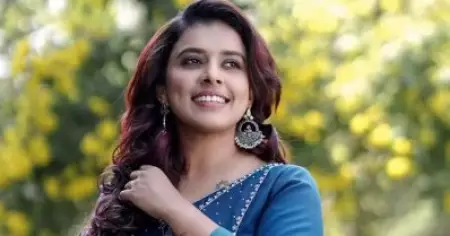 നിങ്ങള്‍ക്ക് ഇഷ്ടമുള്ളത് പറഞ്ഞാല്‍ നിങ്ങളുടെ സ്വന്തം, ഇഷ്ടമില്ലാത്തതുപറഞ്ഞാല്‍ ആ നിമിഷം ശത്രുത! ഇതെന്തുപാട്; വിദ്വേഷ കമന്റുകള്‍ക്ക് മറുപടിയുമായി സിത്താര