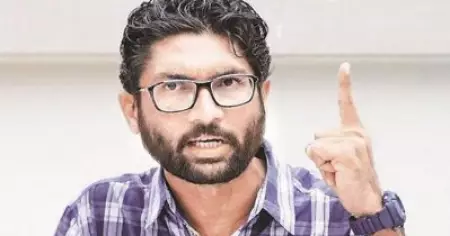 ജിഗ്‌നേഷ് മേവാനിയെ വീണ്ടും അറസ്റ്റ് ചെയ്തു; കാരണം പറയാതെ അസം പൊലീസ്