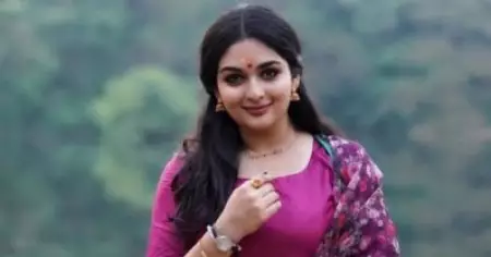 വളരെ സ്‌പെഷ്യലായ ഒരു കാര്യം ഉടന്‍ നടക്കും; സമൂഹ മാധ്യമങ്ങളില്‍ ചര്‍ച്ചയായി പ്രയാഗയുടെ പോസ്റ്റ്