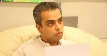 ബംഗ്ലാദേശി ഹിന്ദുക്കളെ സംരക്ഷിക്കാന്‍ പൗരത്വ നിയമം ഭേദഗതി ചെയ്യണം; കോണ്‍ഗ്രസ് നേതാവ് മിലിന്ദ് ദേവ്‌റ