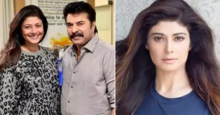 കേണല്‍ രവിവര്‍മ തമ്പുരാനും സ്വാതിയും വര്‍ഷങ്ങള്‍ക്ക് ശേഷം കണ്ടുമുട്ടി; മമ്മൂട്ടി അല്പം പോലും മാറിയിട്ടില്ലെന്ന് ഫോട്ടോ പങ്കുവെച്ച് പൂജ ബത്ര