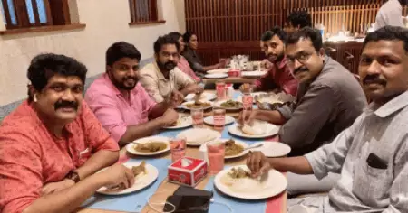 'ഭക്ഷണത്തിലും വെറുപ്പ് കലര്‍ത്തുന്നവര്‍ക്കെതിരെ ജാഗ്രതൈ'; കോഴിക്കോട് പാരഗണ്‍ ഹോട്ടലില്‍ നിന്ന് ഭക്ഷണം കഴിച്ച് എ.എ. റഹീം