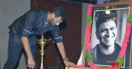 പുനീത് നോക്കി നടത്തിയ 1,800 കുട്ടികളുടെ തുടര്‍വിദ്യാഭ്യാസം ഏറ്റെടുത്ത് വിശാല്‍