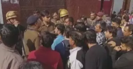 ഹരിയാനയില്‍ ക്രിസ്ത്യന്‍ പള്ളിക്ക് നേരെ തീവ്ര വലതുസംഘടനകളുടെ ആക്രമണം; പ്രാര്‍ത്ഥനയ്ക്കിടെ പള്ളിയിലേക്ക് കൂട്ടത്തോടെ അതിക്രമിച്ചുകയറി