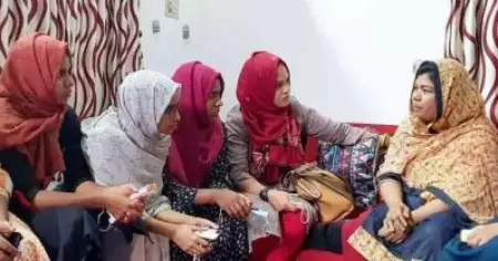 മോഫിയ പര്‍വീണിന്റെ വീട്ടിലെത്തി മുന്‍ ഹരിത നേതാക്കള്‍