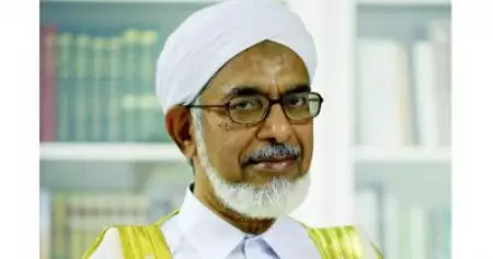 ലിവിംഗ് ടു ഗെതറും മിശ്ര വിവാഹവും മതരഹിത തലമുറയെ സൃഷ്ടിച്ചെടിക്കാനുള്ള കമ്മ്യൂണിസ്റ്റ്- യുക്തിവാദികളുടെ ബോധപൂര്‍വ ശ്രമം: ഇ.കെ സമസ്ത നേതാവ് ബഹാഉദ്ദീന്‍ നദ്‌വി