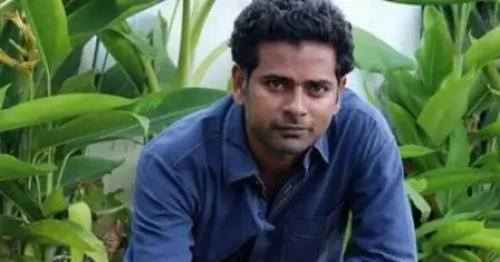 'ഋ' ഉം 'അം'എന്ന അക്ഷരവും എങ്ങനെ സ്വരാക്ഷരമായി? ഇതിനെക്കുറിച്ച് കൈതപ്രം തിരുമേനിയോട് ചോദിച്ചു: അല്‍ഫോന്‍സ് പുത്രന്‍ എഴുതുന്നു