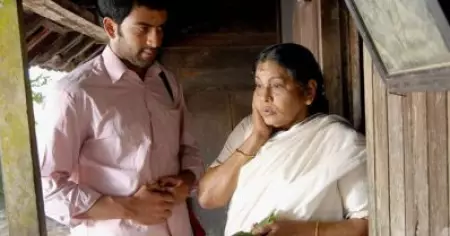 'അയ്യോ എനിക്കിത് കഴിക്കാന്‍ വയ്യ' എന്നു പറഞ്ഞ ലളിതച്ചേച്ചി ആക്ഷന്‍ വിളിച്ചപ്പോള്‍ വലിച്ചുവാരി ചോറുണ്ടു; അതായിരുന്നു കെ.പി.എ.സി ലളിത