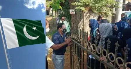 ഹിജാബ് വിഷയത്തില്‍ ഇന്ത്യന്‍ നയതന്ത്ര പ്രതിനിധിയെ വിളിപ്പിച്ച് പാകിസ്ഥാന്‍; 'ഇന്ത്യയില്‍ ഇസ്‌ലാമോഫോബിയ വളരുന്നു'