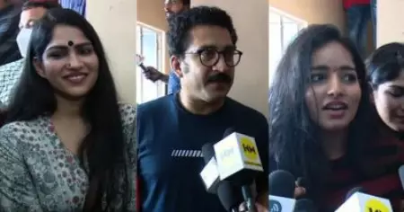 കോരിത്തരിപ്പ് മാറിയിട്ടില്ല, ആക്ഷന്‍ കോമഡി ഡ്രാമ സിനിമയാണ് 'ആറാട്ട്'; സന്തോഷം പങ്കുവെച്ച് താരങ്ങള്‍