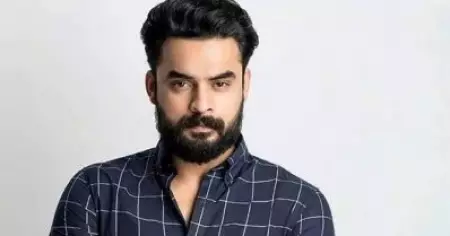 'അമ്മ'യെ ചോദ്യം ചെയ്യുന്നതിനെക്കാള്‍ കോടതിയെ ചോദ്യം ചെയ്യുന്നതാണ് ന്യായം; നടി ആക്രമിക്കപ്പെട്ട കേസില്‍ ടൊവിനോ തോമസ്