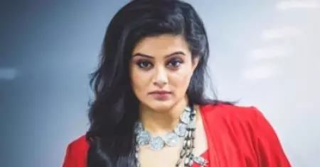 'ലോകത്തെ മുഴുവന്‍ ബോധിപ്പിക്കേണ്ട ആവശ്യം എനിക്കില്ല'; വിവാദങ്ങളെ കൈകാര്യം ചെയ്യാന്‍ അറിയാമെന്ന് പ്രിയാമണി
