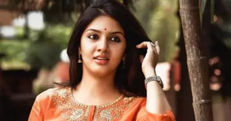 ആ സിനിമയെ കുറിച്ചാണ് ഇപ്പോഴും ആളുകള്‍ സംസാരിക്കുന്നത്; എന്തുകൊണ്ടാണെന്ന് എനിക്കറിയില്ല: ഗായത്രി സുരേഷ്