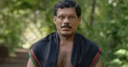 മതവെറിയിലല്ല, അതിന് വഴങ്ങാതിരിക്കാനുള്ള വിനോദ് പണിക്കരുടെ ഇച്ഛാധീരതയിലാണ് ഭാവിയുടെ ഹൃദയം മിടിക്കുന്നത്